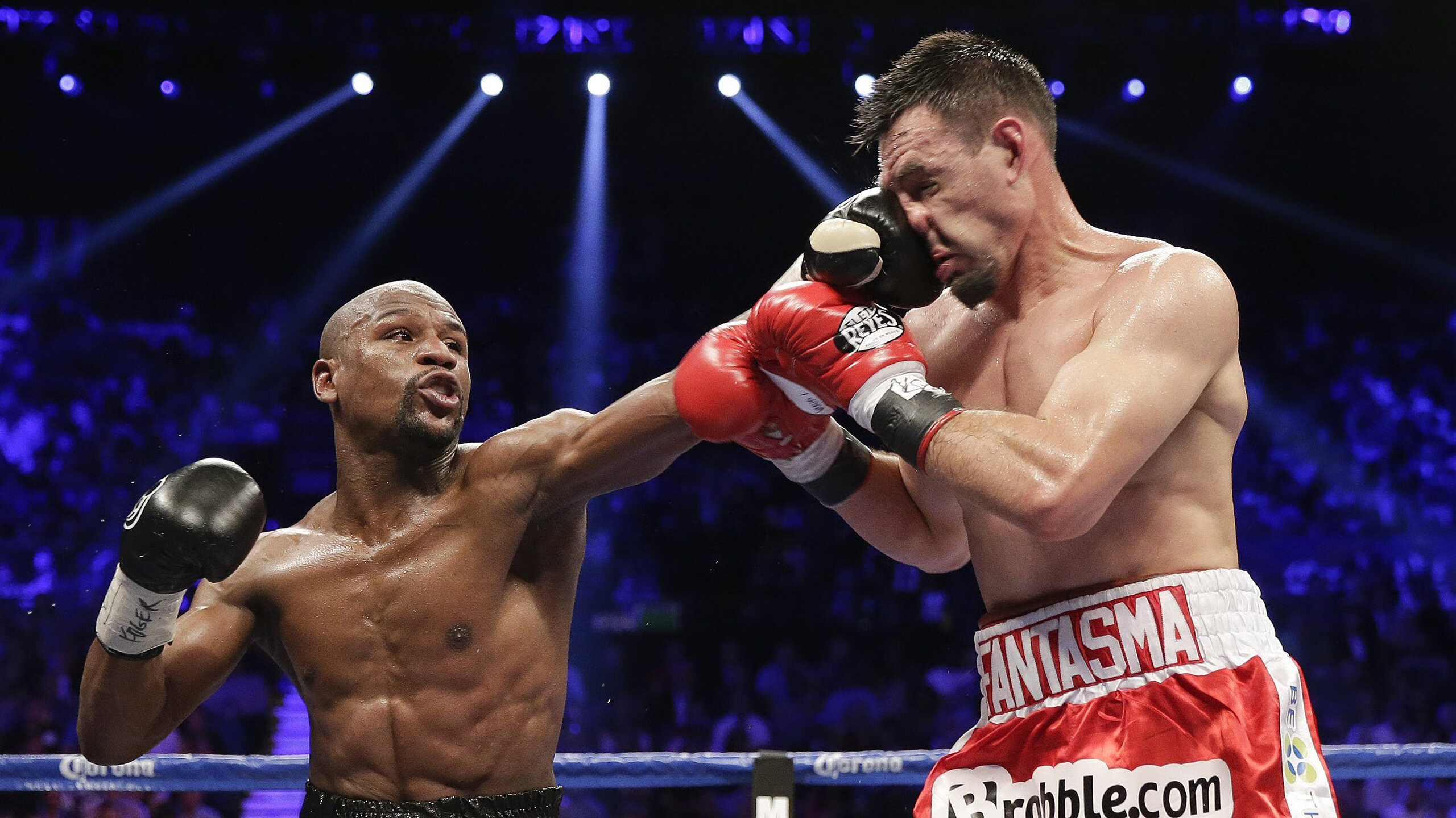 _现场直击:比赛中的惊险瞬间集锦_,比赛中的突发事件以及应对措施