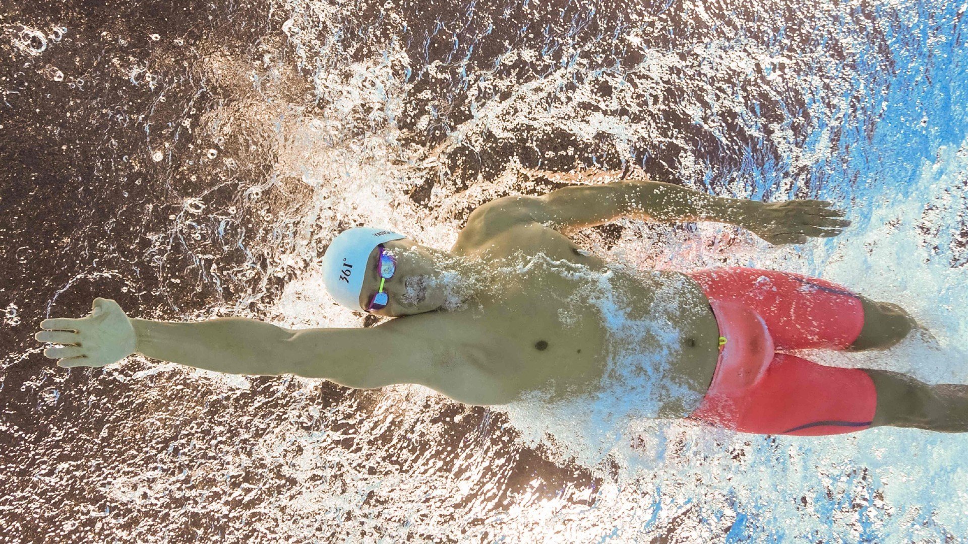 《电竞门票秒售空：粉丝热情空前高涨》，电竞购票